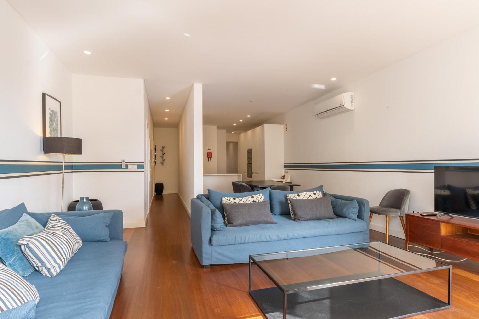 Apartamento Modern 3br, Terrace, Ac/heating & Self Check-in