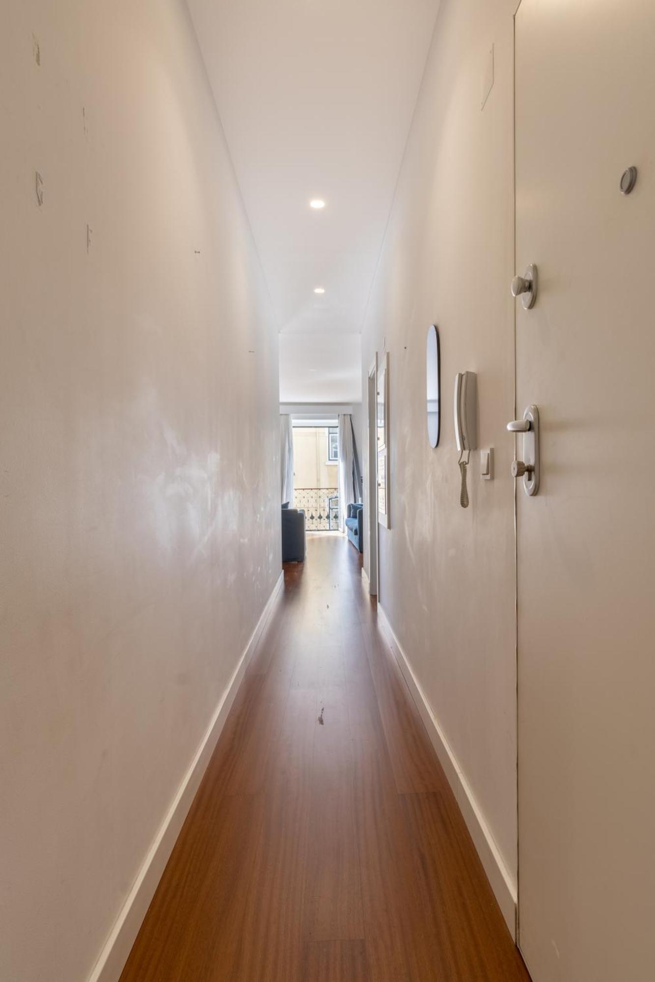 Modern 3br, Terrace, Ac/heating & Self Check-in * Lisboa